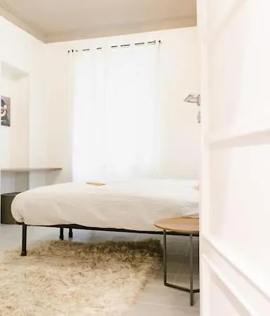 Bertola 17, Centrale, Stazione By Happyhostorino Appartement