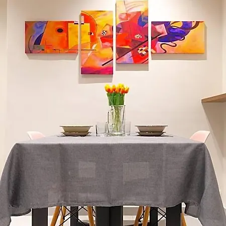 Apartamento Bertola 17, Centrale, Stazione By Happyhostorino