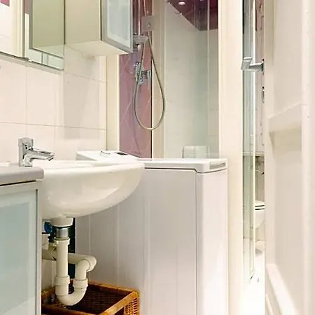 Apartamento Bertola 17, Centrale, Stazione By Happyhostorino Turín