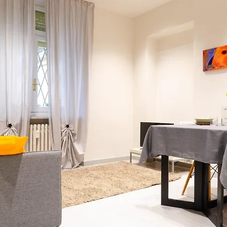 Bertola 17, Centrale, Stazione By Happyhostorino Turim